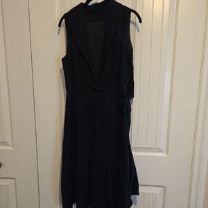 Elegant Black Sleeveless Dress
